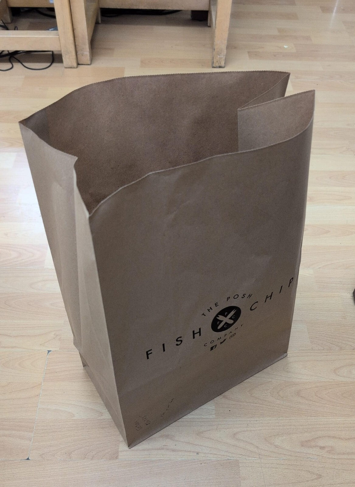 120 x Strung Paper Bags Brown Misprinted kraft Food Bags 45cm x 33cm x 17cm