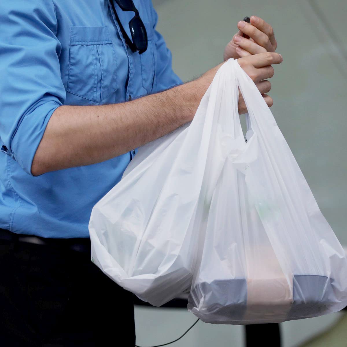 Venuscello® 2000 x Vest Style Carrier Bags White Plastic 8" x 13" x 18" 16mu Heavy Duty Carry Bags for Vegetables Fruits Groceries Shopping