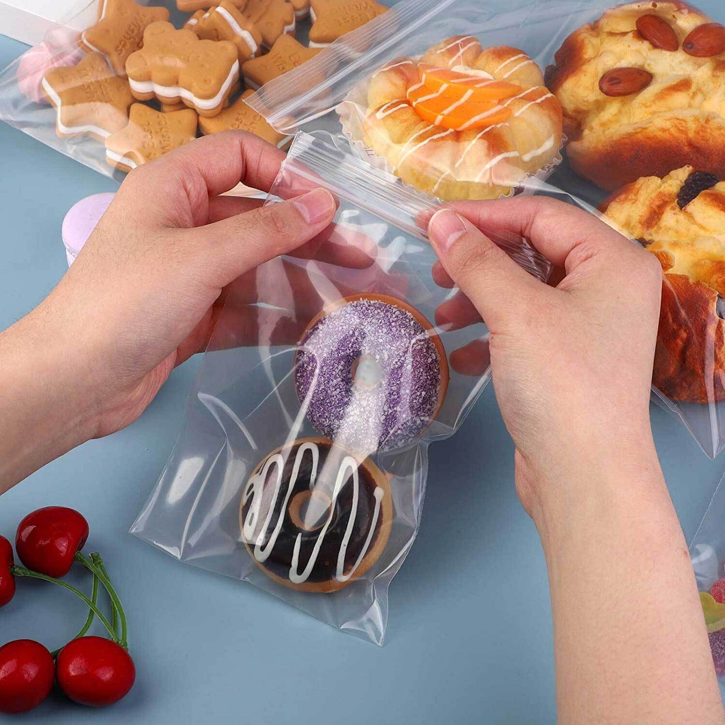 100 x Grip Seal Bags Clear Poly Plastic Resealable Press Seal Zip Baggies